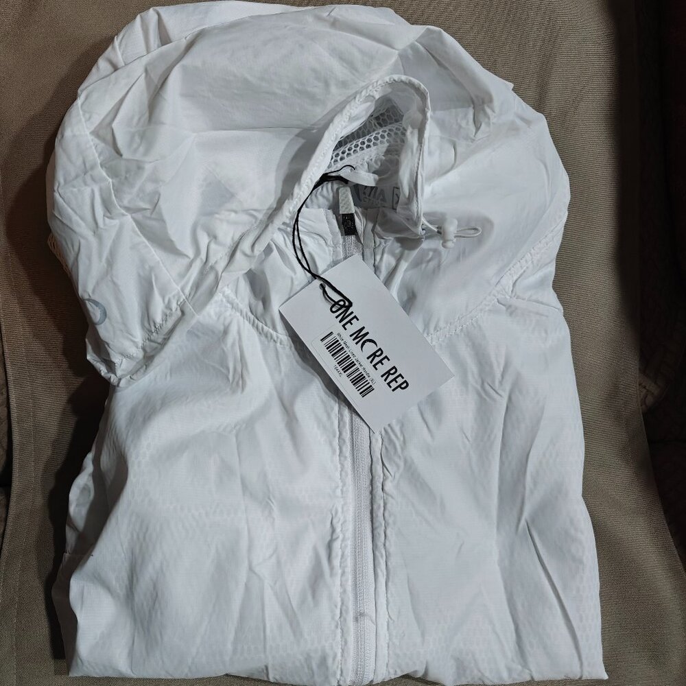 ZYIA White Mesh Lined Jacket Hoodie XL, NWT